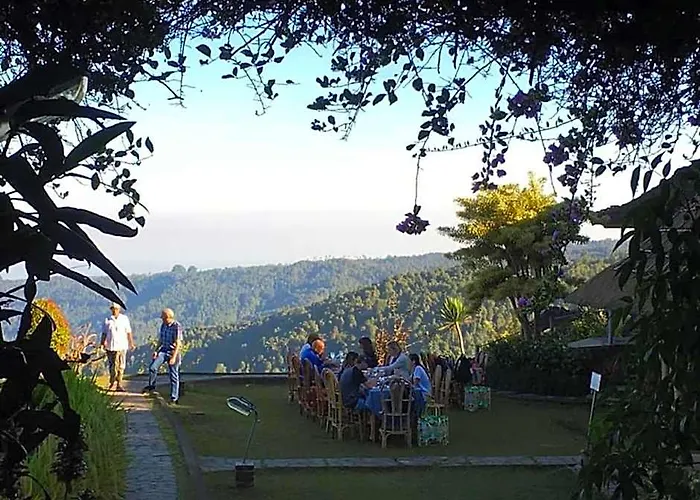 Puri Lumbung Restaurant & Holiday park Munduk (Bali)