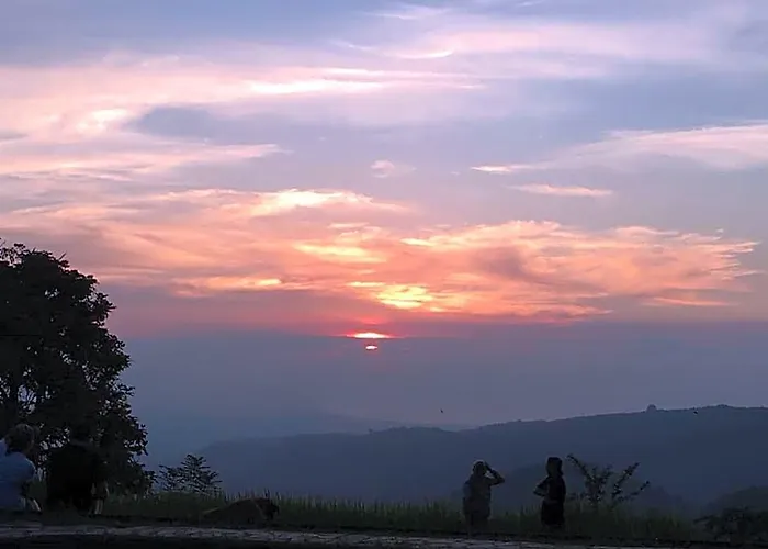 Puri Lumbung Restaurant & 姆杜克