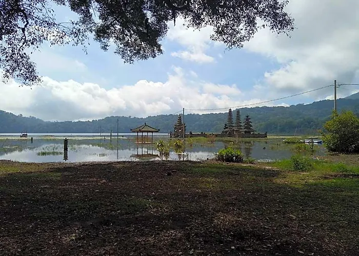 Puri Lumbung Restaurant & Holiday park