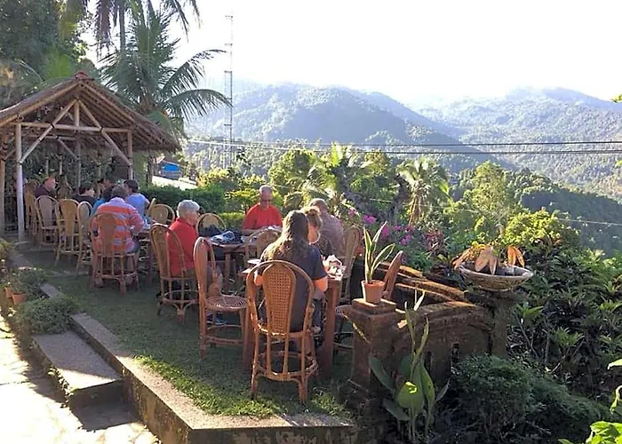 Puri Lumbung Restaurant & Parco vacanze 2*