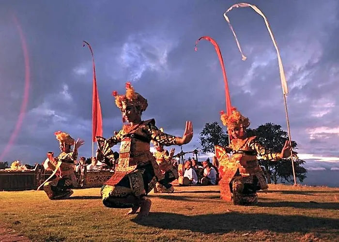 Puri Lumbung Restaurant & Holiday park 2*