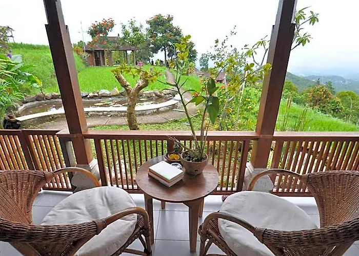 Puri Lumbung Restaurant & Munduk